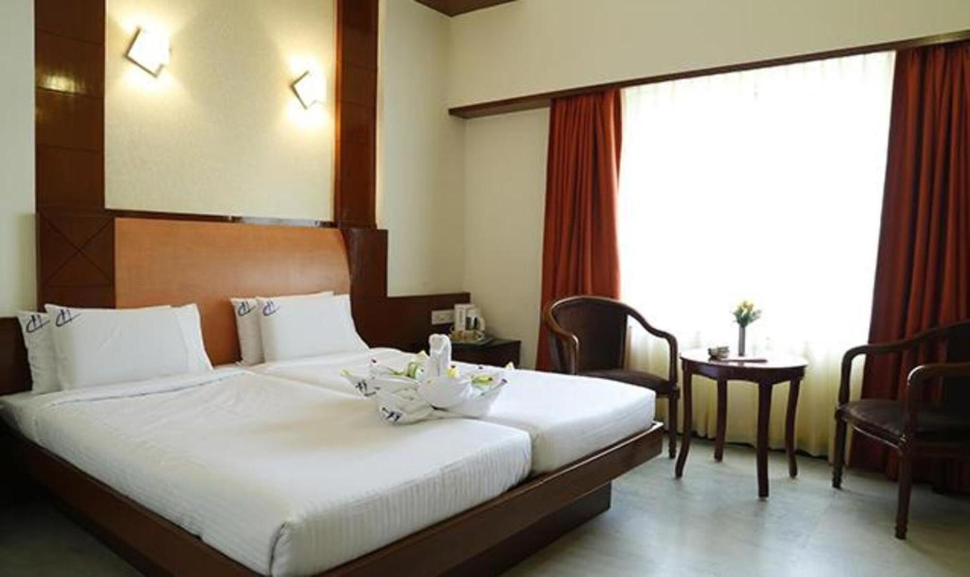 Fabhotel Prime Chennai Deluxe Exterior photo
