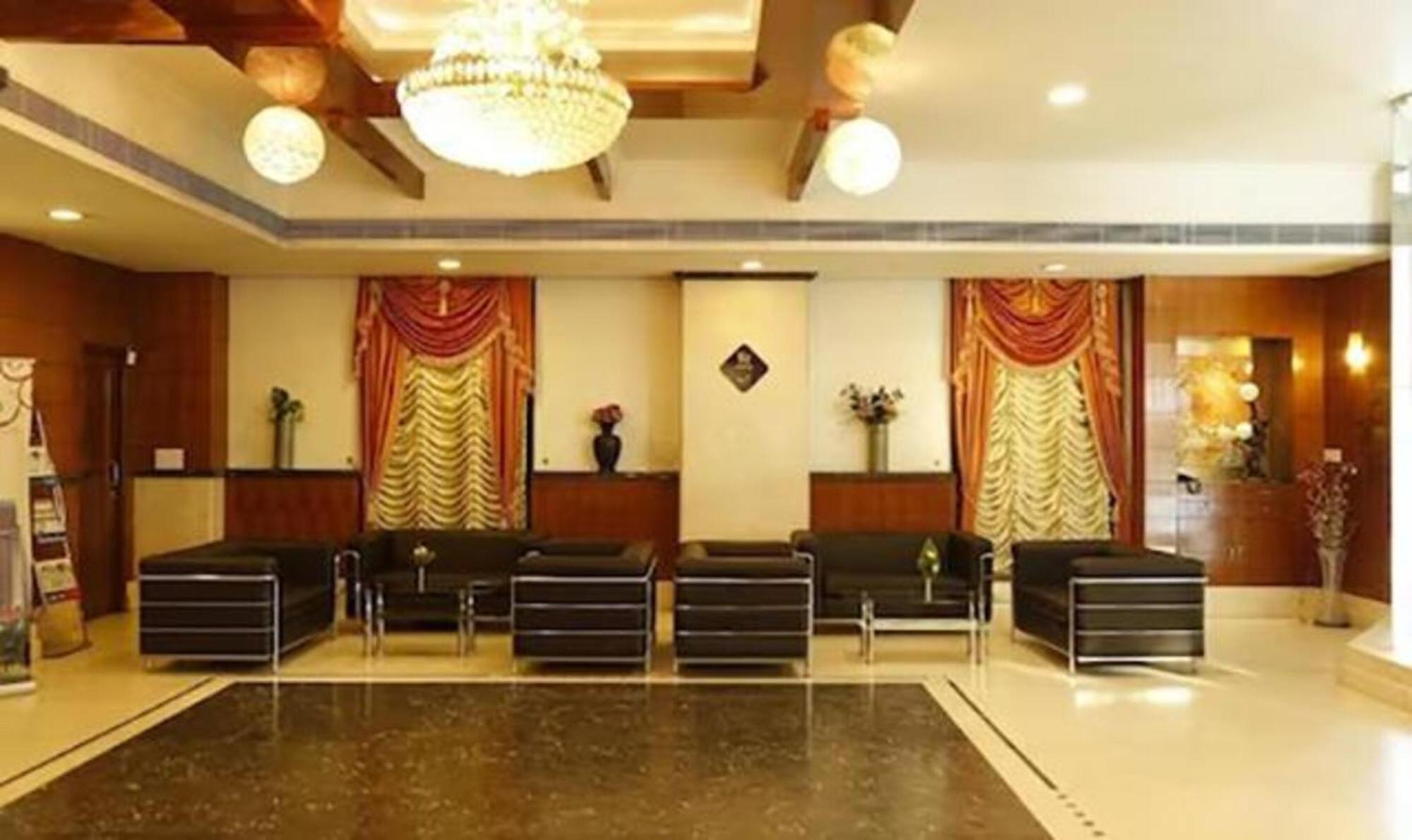 Fabhotel Prime Chennai Deluxe Exterior photo
